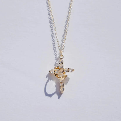 Collier Protecteur croix et couronne + Ebook Offert